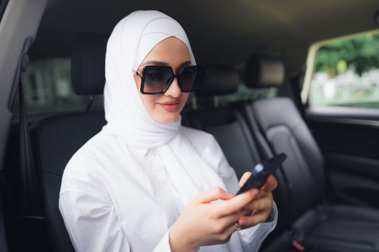 USABLE TIPS FOR GETTING CARS IN DUBAI